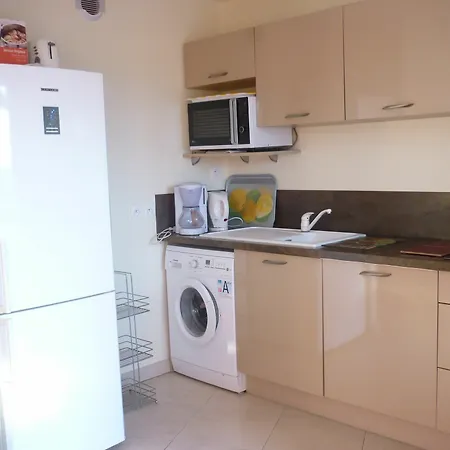 Apartment Bright In St Raphael With A Balcony, Great Views And Ac *